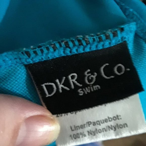 DKR & Co Swim Ladies Size 10 Bikini Top - Picture 3 of 4